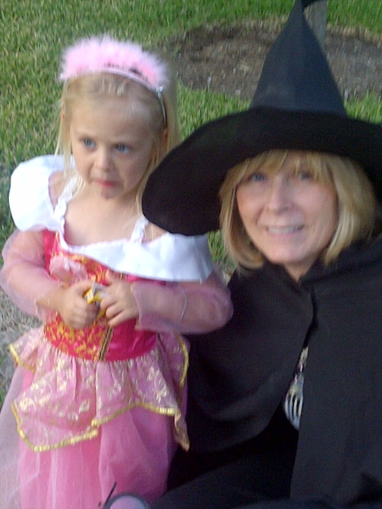 2011-10-31-Halloween Ian Sydney-17.jpg